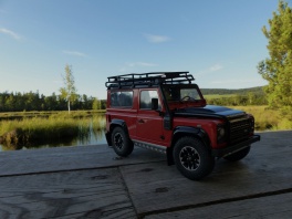 Land Rover - Defender 90 Adventure 