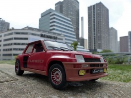 Renault 5 Turbo – Rouge Grenade